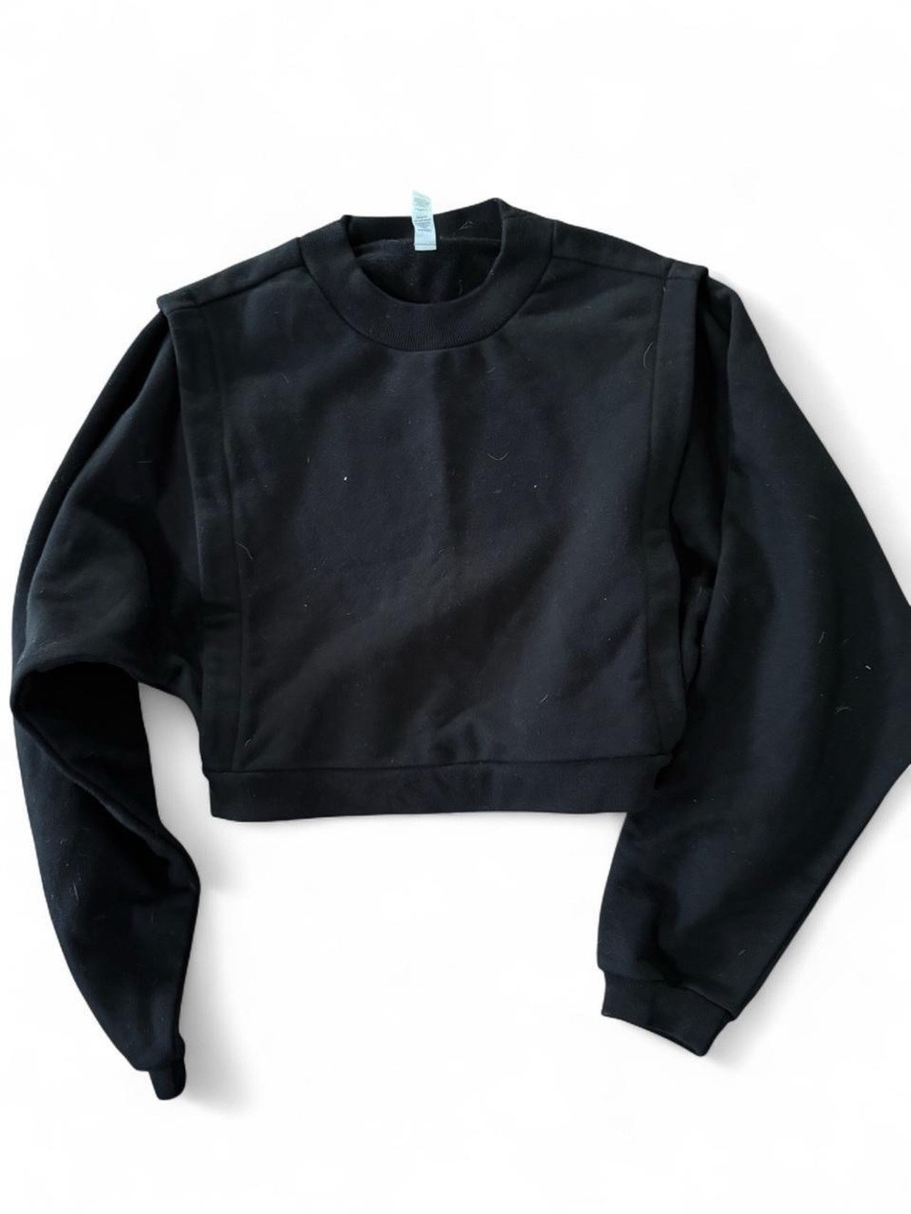 Alo Yoga Like New Black Cropped Long-Sleeve Sweater Top